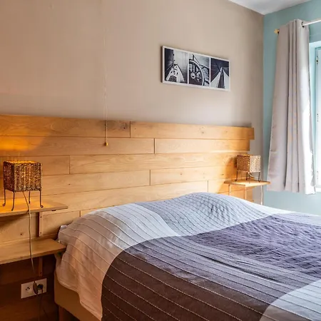 Апартаменты Nepto Troisieme Коксейде